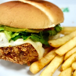 Chicken Sandwich & French Fries